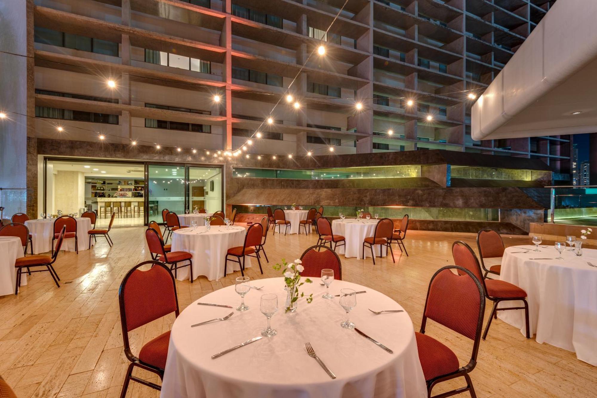 K Hotel Goiânia Exteriör bild